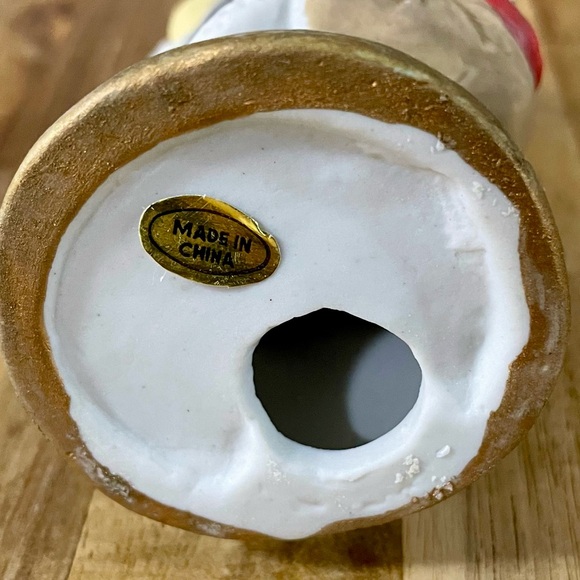 Vintage Santa Around the World Fine Porcelain Santa Figurine England 1994 In Box - Picture 10 of 11